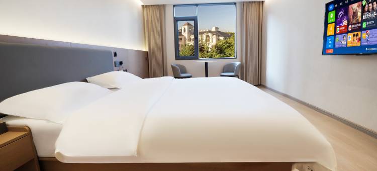 君怡酒店(万源中学店)图片