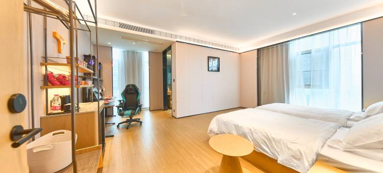 雷神电竞酒店公寓(天津奥体中心水上公园店)图片