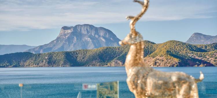 泸沽湖前湖·月遥全湖景度假酒店图片