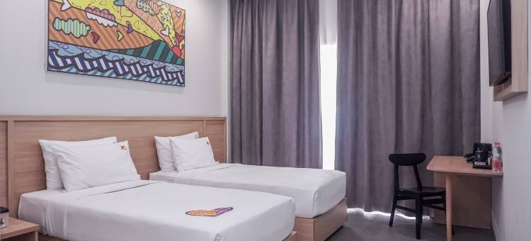 西湾酒店(The West Cove Hotel)图片