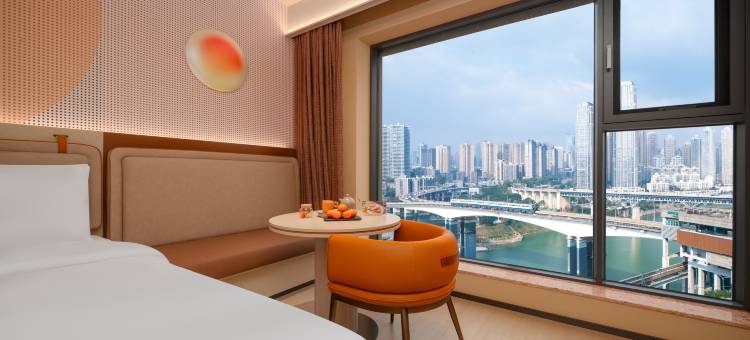 桔子酒店(重庆李子坝牛角沱地铁站店)图片