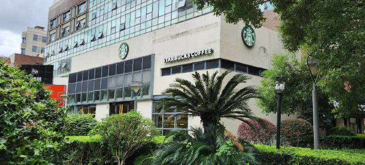 布丁严选酒店(上海田子坊马当路地铁站店)图片