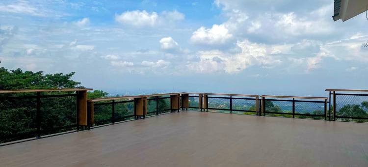 阿扎纳酒店系列的特宾景观豪华露营(Tebing View Glamping, Azana Hotels Collection)图片