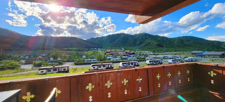 海坨山谷阅山居室图片