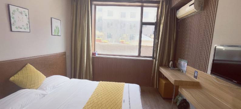 红豆杉宾馆(长白山北坡集散中心云顶市集店)图片