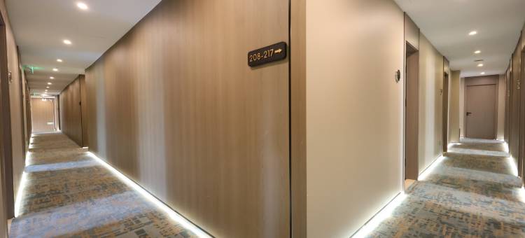 若朗酒店(青岛李村步行街乐客城店)图片