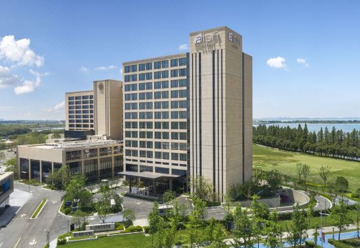 Aloft Kunshan Dianshan Lake over view
