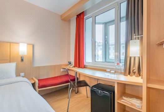 Hotel Iris Saint-Peterburg CenterHotel Overview