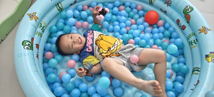 凡尔赛酒店(桂林两江四湖火车站店)图片