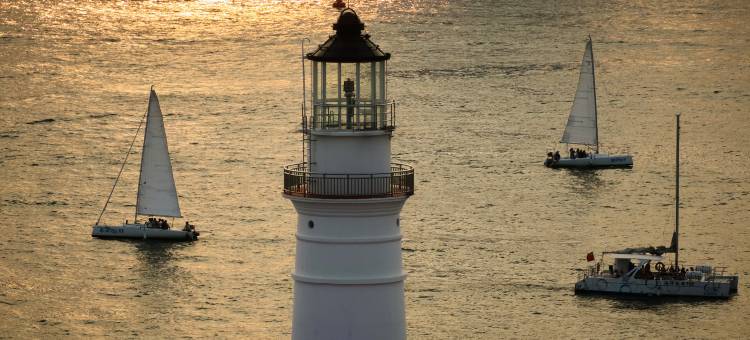 青岛五四广场海景美仑美奂酒店图片
