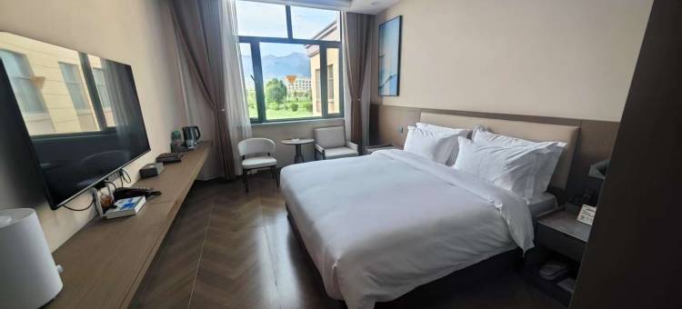 巴里坤红山酒店图片