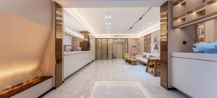 哈尔滨阿穆尔酒店(中央大街索菲亚教堂店)图片