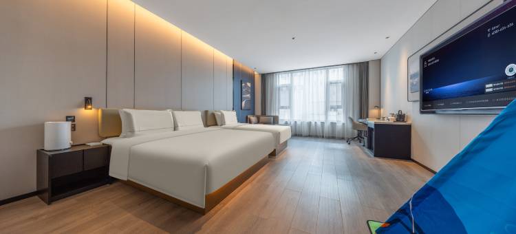 敦煌沙洲夜市北门亚朵酒店图片