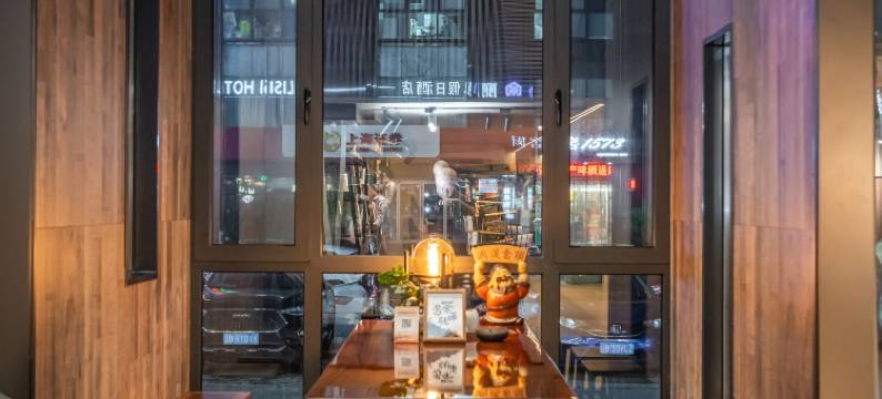 大连•丽思假日｜LisiHoliday Hotel酒店(中山广场俄罗斯风情街店)图片