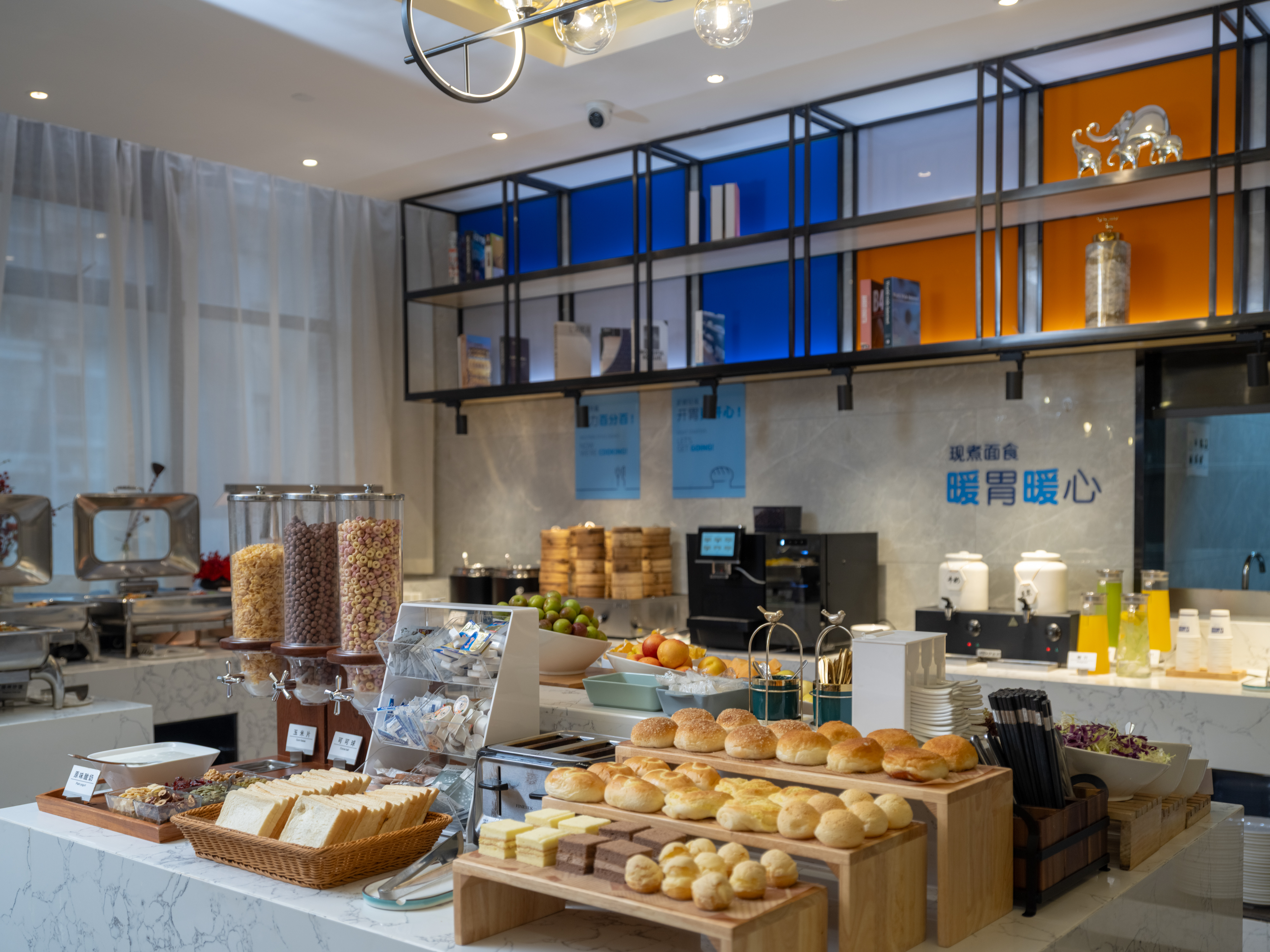 Holiday Inn Express Zhuhai Grand Theater by IHGOver view