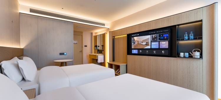 欢朵•云屿丨DREAMWORLD•SERENITY艺术酒店(南昌西站国博地铁站店)图片