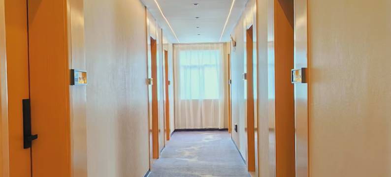 雨程智能酒店图片