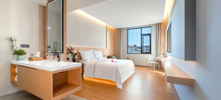 犀鸟谷假日酒店(芒市广场店)图片