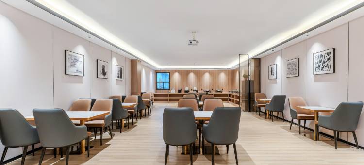 万澳酒店(西安未央龙湖天街凤城八路店)图片