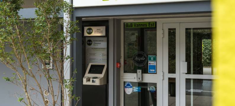 东瓦讷莫尔比昂海湾民宿酒店(B&B Hotel Vannes Est Golfe du Morbihan)图片