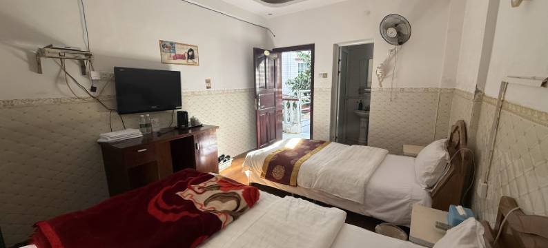 兴仁鑫华宾馆图片