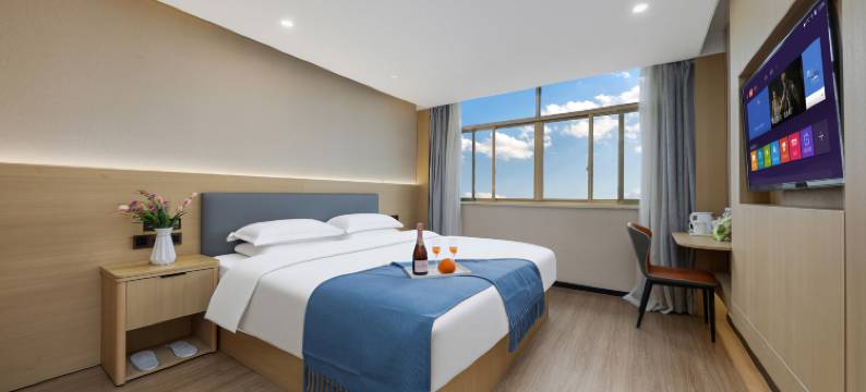 泉龙酒店(阜阳市中心汽车北站店)图片