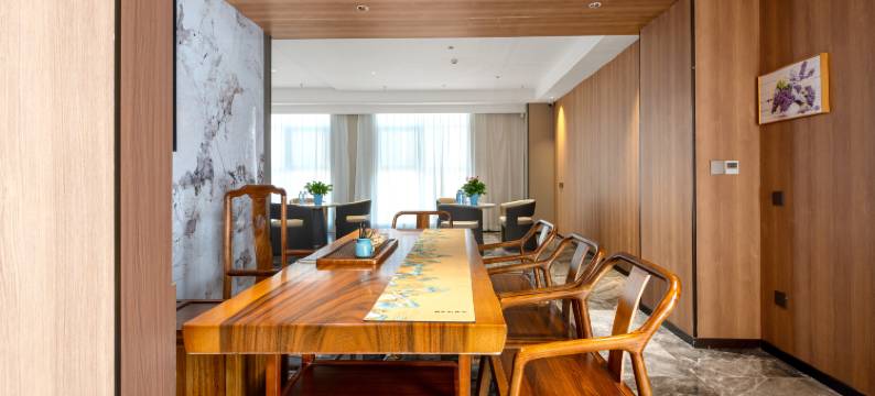 柏纳酒店(伊犁哈萨克自治州博物馆店)图片