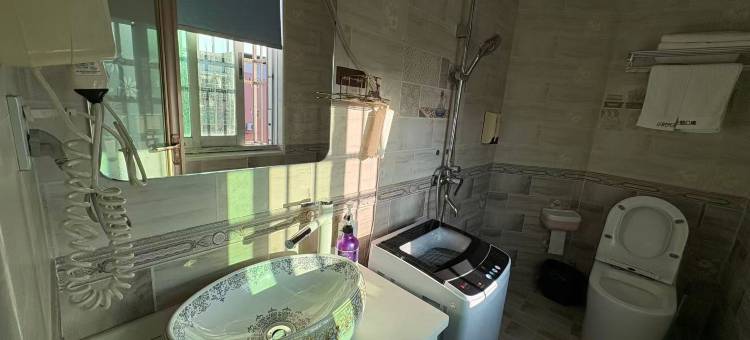 小时光主题公寓(河源亚洲第一高喷泉万隆城店)图片