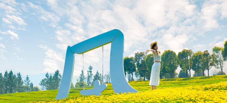 弥勒太平湖森林木屋酒店图片