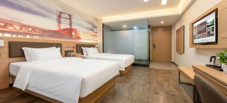 朗悦•城市PLUS酒店(丰城站恒丰时代广场店)图片