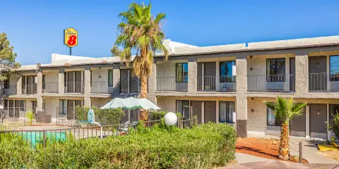 Townhouse Barstow On Historic Route 66 CA I 15