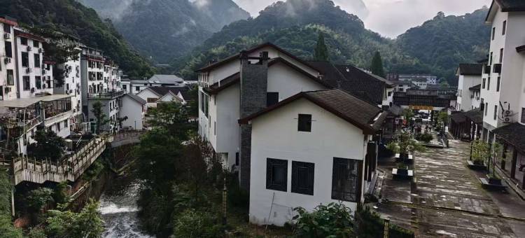 欣怡雅舍酒店(东部金沙索道店)图片