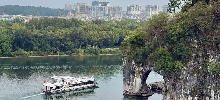 桂林璟象酒店(象鼻山景区两江四湖店)图片