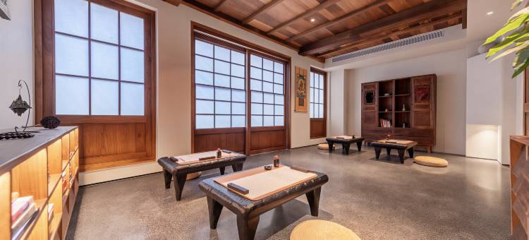 张家界藏山影墅设计师度假民宿(国家森林公园武陵源标志门店)图片
