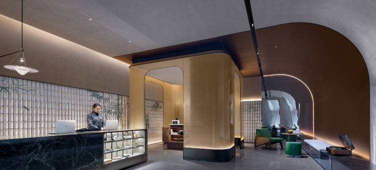 云泊欢悦酒店(阜阳师范大学清河路校区市政府店)图片