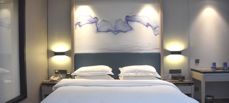 富临国际酒店(临湘市政府店)图片