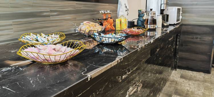 如家睿柏·云酒店(烟台大学万象汇店)图片