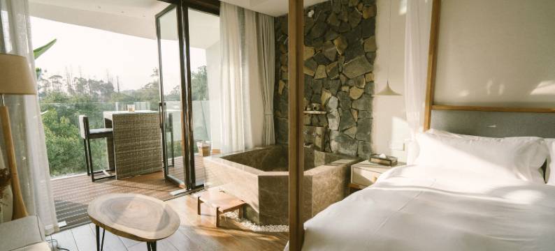 拜愚庭山筑汤泉酒店图片