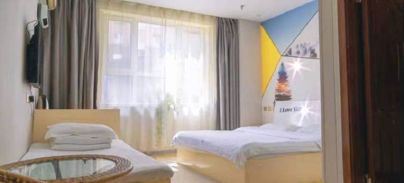 吉林华悦时尚宾馆图片