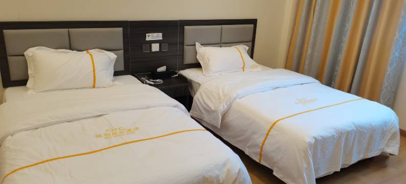 轻创商务酒店图片