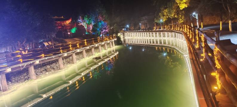 德夯溪水人家客栈图片