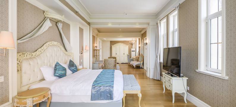 烟台凤凰雅筑欧式花园酒店图片