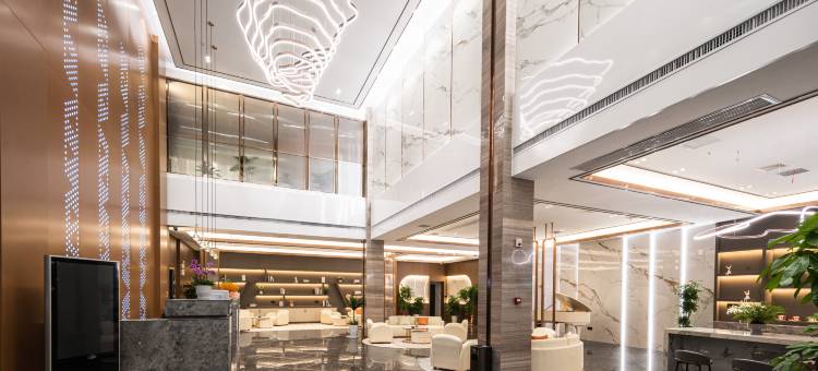 鄂州克里司汀酒店(洋澜高铁市民中心店)图片