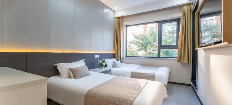 五月印象酒店(青岛台东步行街啤酒博物馆店)图片