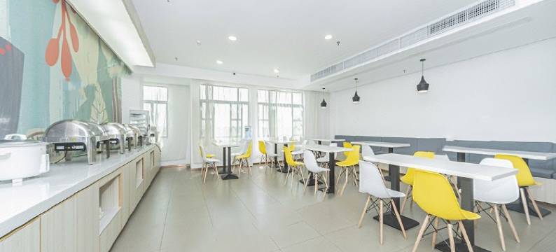 瑞龙逸云酒店(广州花都狮岭皮革城店)图片