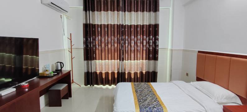 万宁龙舟客栈图片