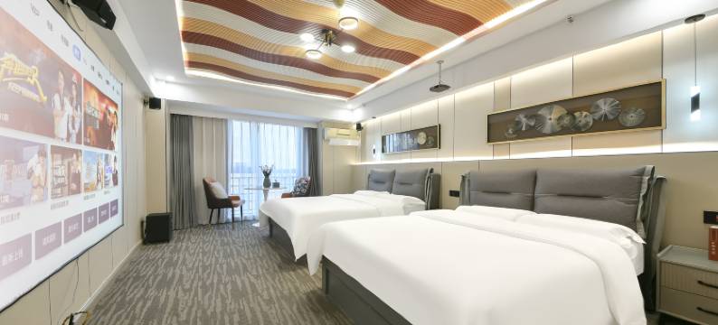 西遇·时光影院酒店(石家庄裕华万达广场店)图片