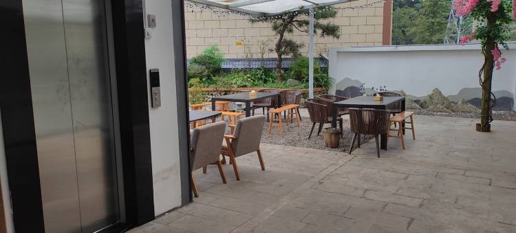 书香铭院民宿(梵净山景区东门店)图片