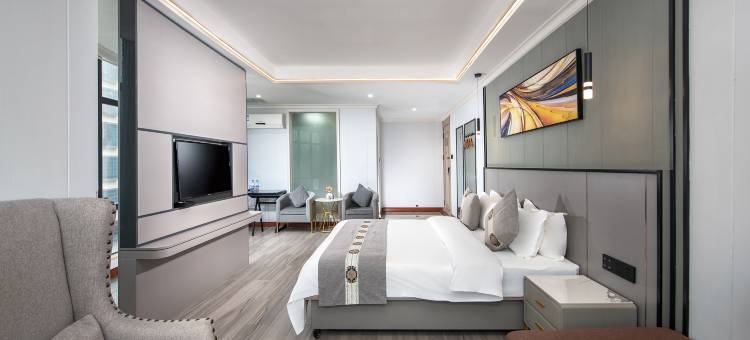 鑫华庭酒店(遂溪全丰中央广场店)图片