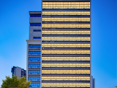 达州紫荆名人酒店(达州市罗浮广场火车站店)